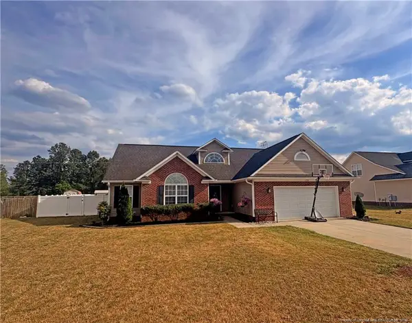 175 Sandspur Court, Raeford, NC 28376