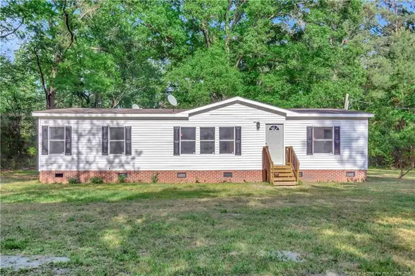 1234 Shaw Road, St. Pauls, NC 28384