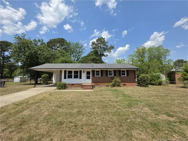 220 Cecil Avenue, Spring Lake, NC 28390