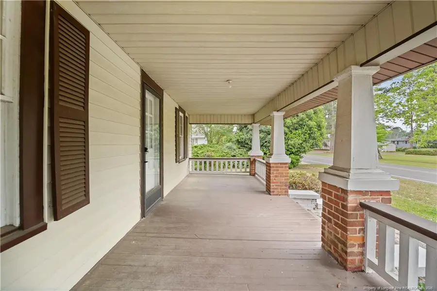 203 E Clinton Street, Roseboro, NC 28382 - #3