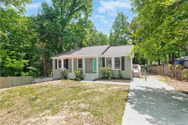 724 Skycliff Court, Fayetteville, NC 28311