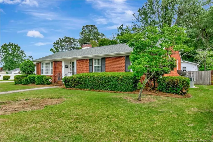 601 W 31st Street, Lumberton, NC 28358 - #2