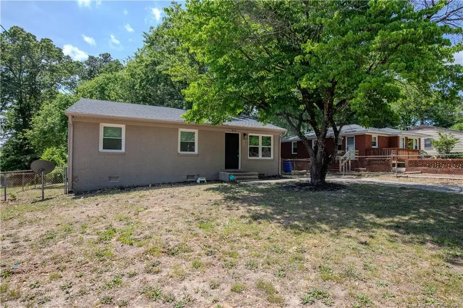 819 Isley Street, Fayetteville, NC 28305 - #2