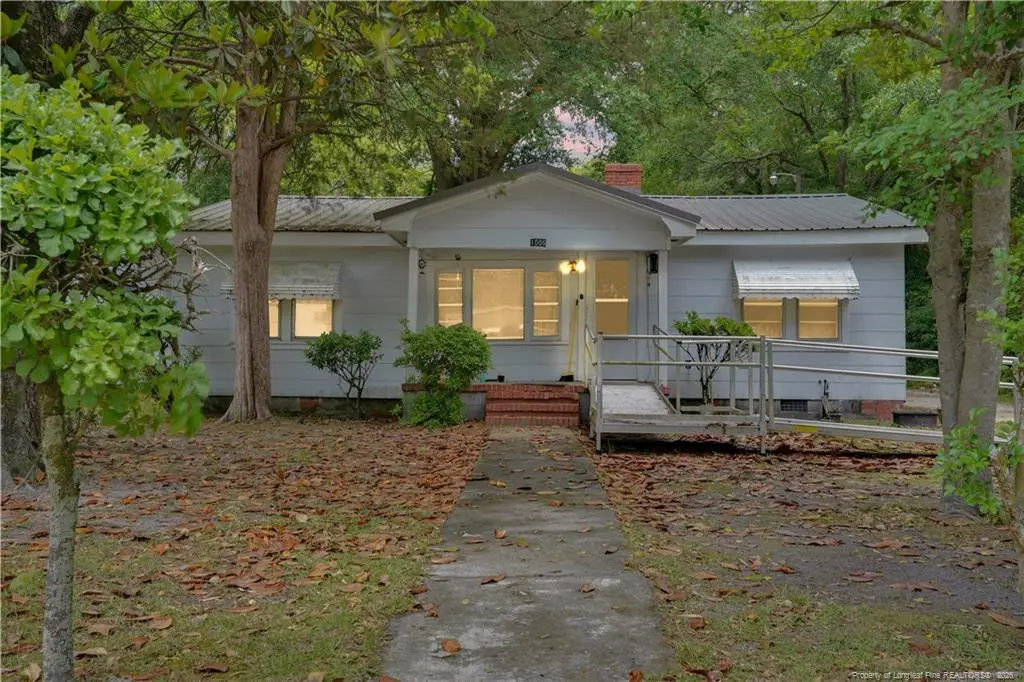 1006 James Street, Elizabethtown, NC 28337 - #1