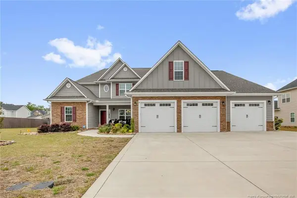 3520 Glencastle Lane, Fayetteville, NC 28306