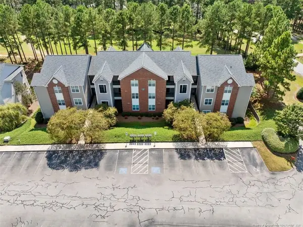 62 Gallery Drive #102, Spring Lake, NC 28390