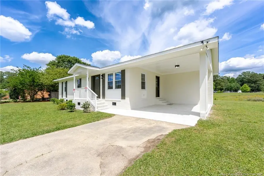 80 Elmhurst Street, Clarkton, NC 28433 - #3