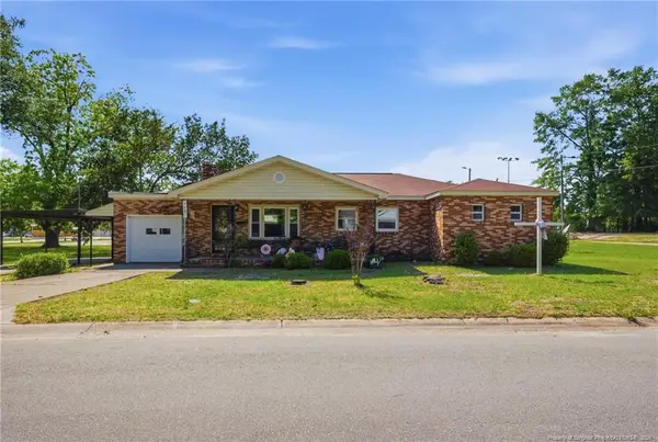 409 N 4th Street, Saint Pauls, NC 28384