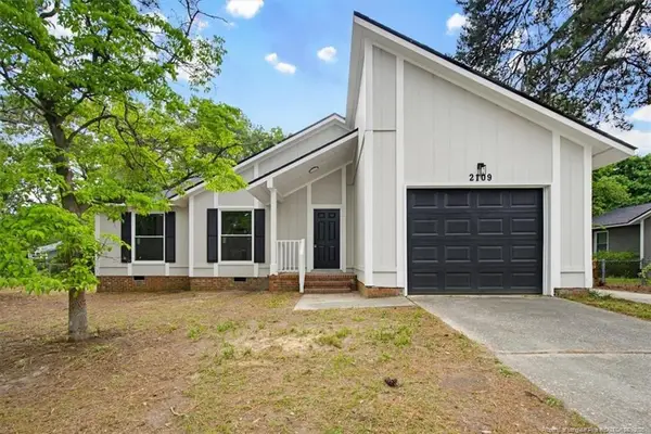 2109 Lakeridge Drive, Fayetteville, NC 28304
