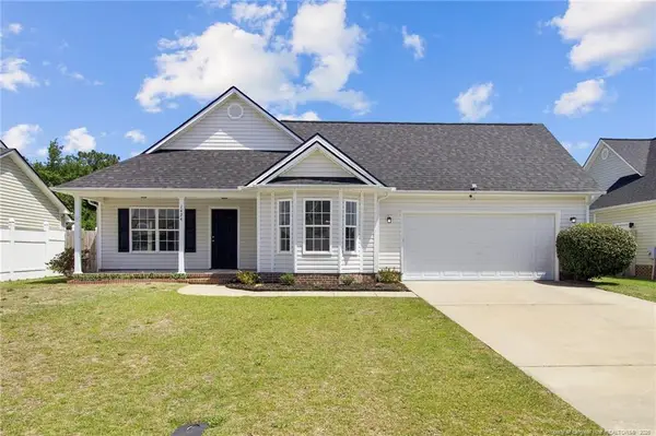 1424 Avoncroft Drive, Fayetteville, NC 28306