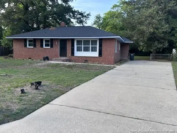 1925 Crestview Drive, Fayetteville, NC 28304