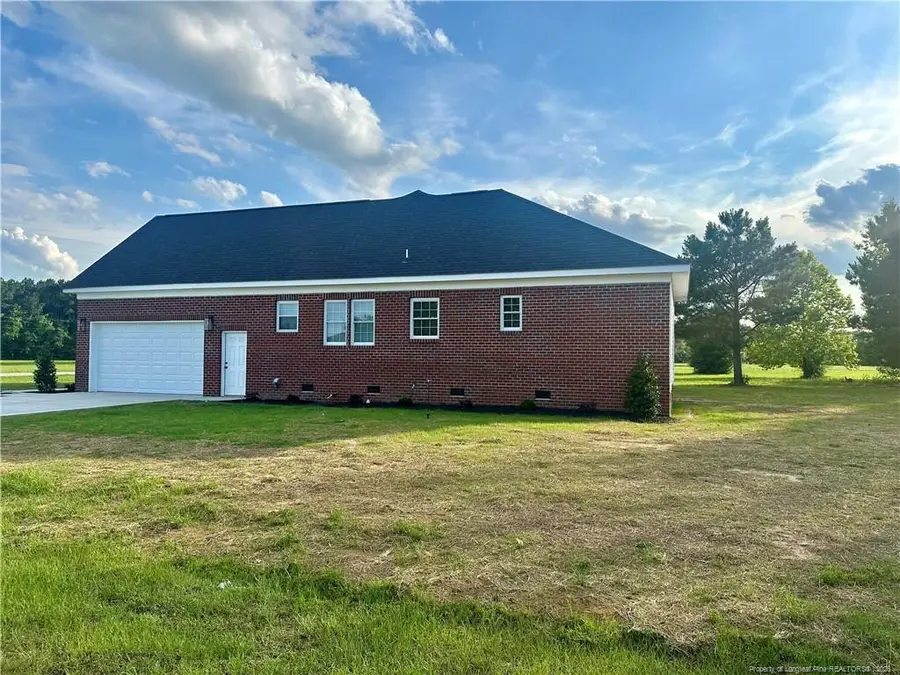 18 Floral Springs Road, Lumberton, NC 28360 - #2