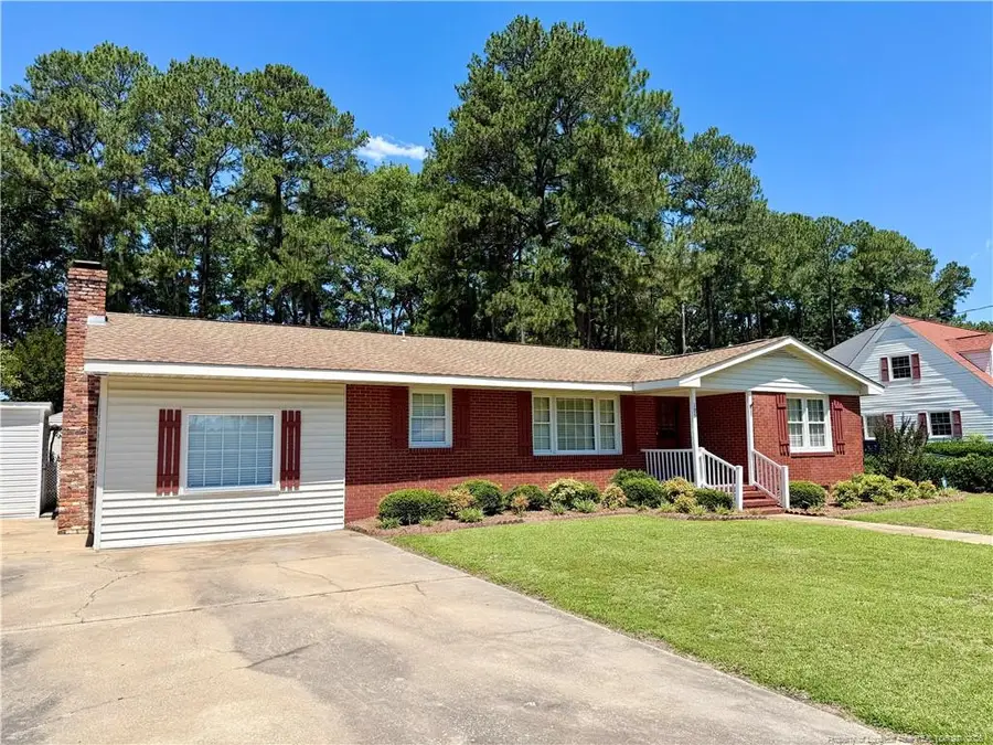 105 Fuller Avenue, Lumberton, NC 28358 - #3
