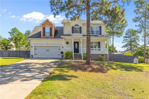 85 Cobblestone Drive, Spring Lake, NC 28390