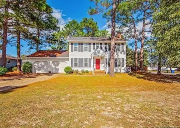 5900 Bishopgate Place, Fayetteville, NC 28304