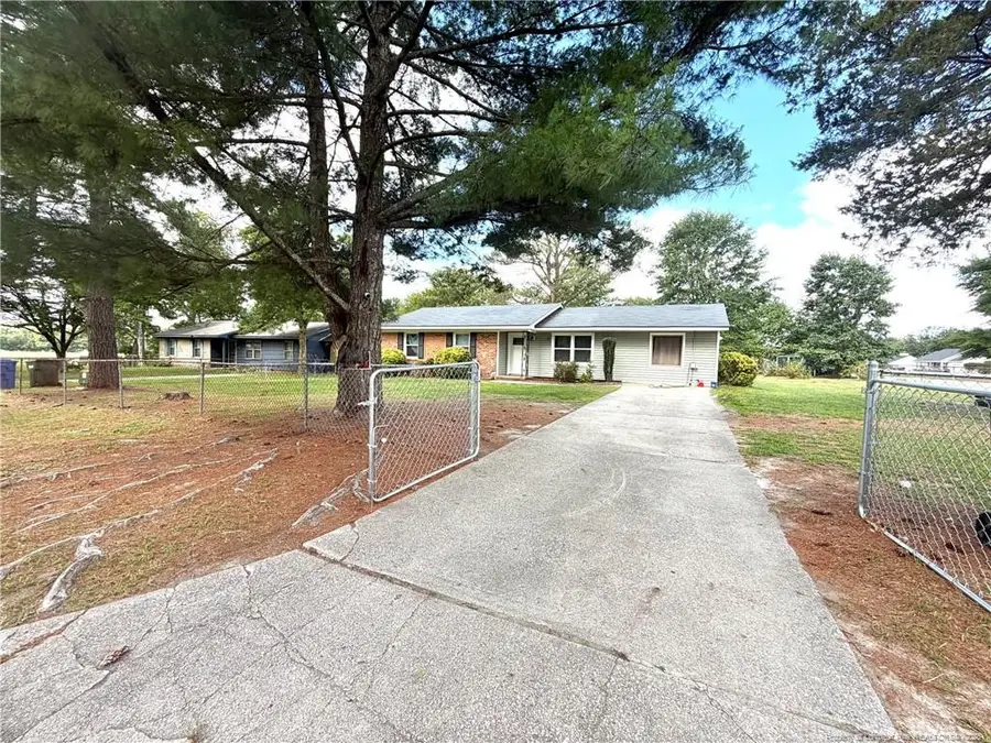 6537 Vineyard Drive, Fayetteville, NC 28304 - #2