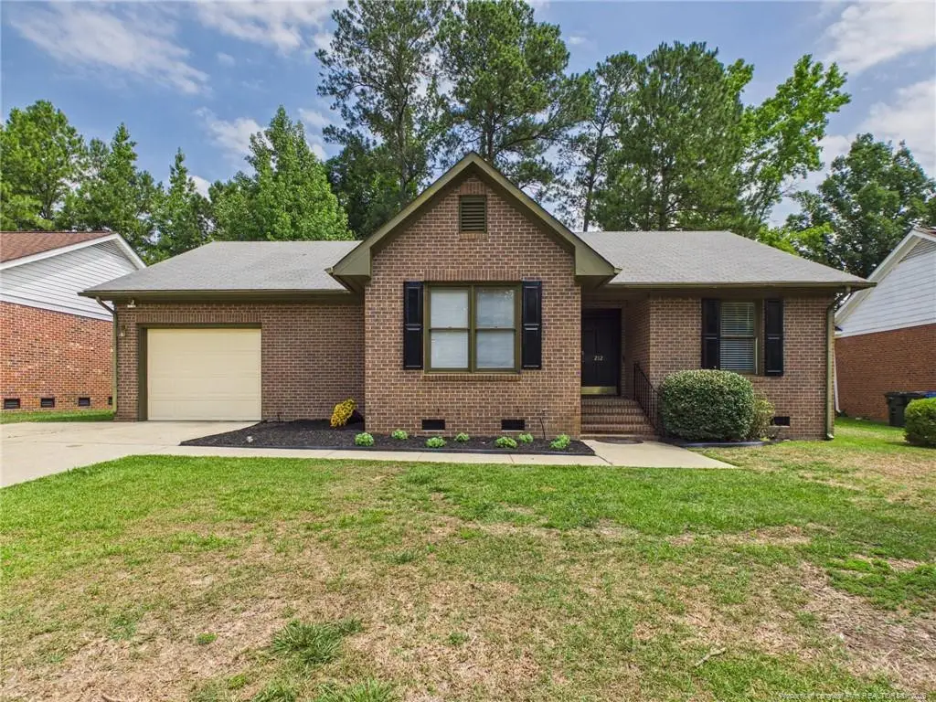 212 Fair Oaks Drive, Fayetteville, NC 28311 - #1