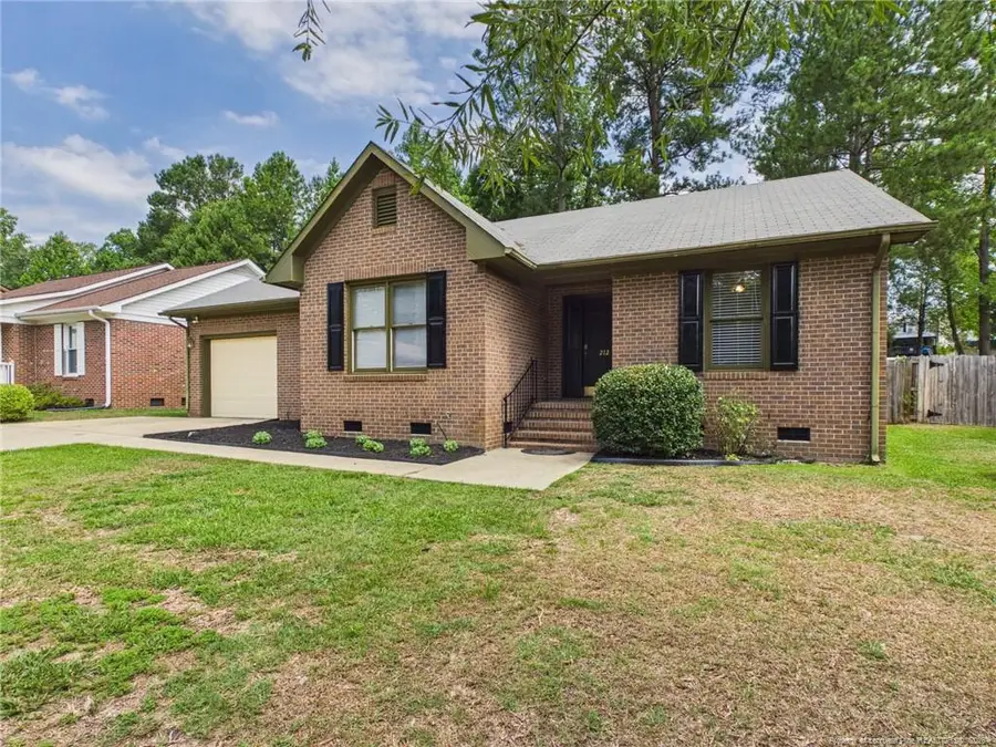 212 Fair Oaks Drive, Fayetteville, NC 28311 - #3