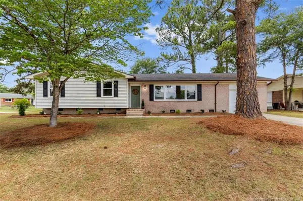 5201 Brookfield Road, Fayetteville, NC 28303