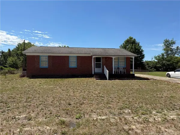 504 Eva Circle, Spring Lake, NC 28390