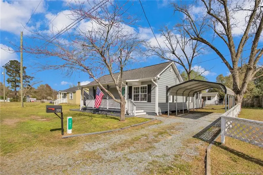 191 S Green Street, Parkton, NC 28371 - #2