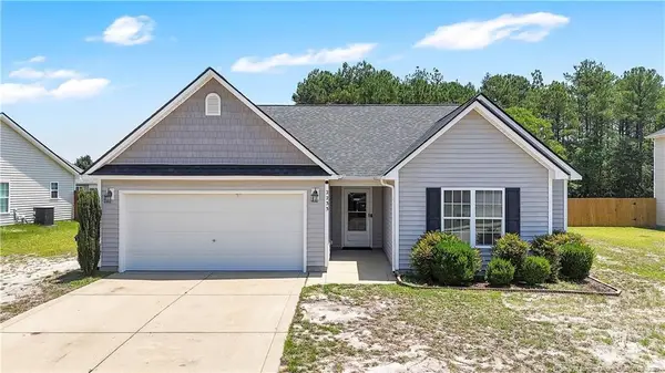 2233 Sir Michael Drive, Hope Mills, NC 28348