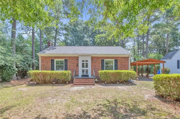 411 Vista Drive, Fayetteville, NC 28305