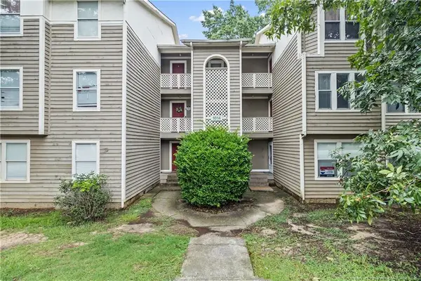1014 Wood Creek Dr, Fayetteville, NC 28314
