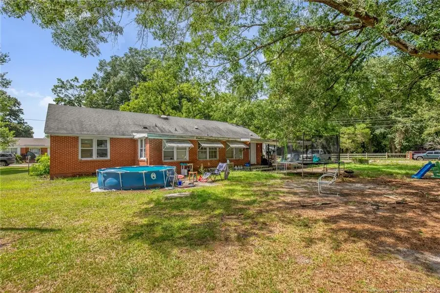318 N Elm Street, Maxton, NC 28364 - #2