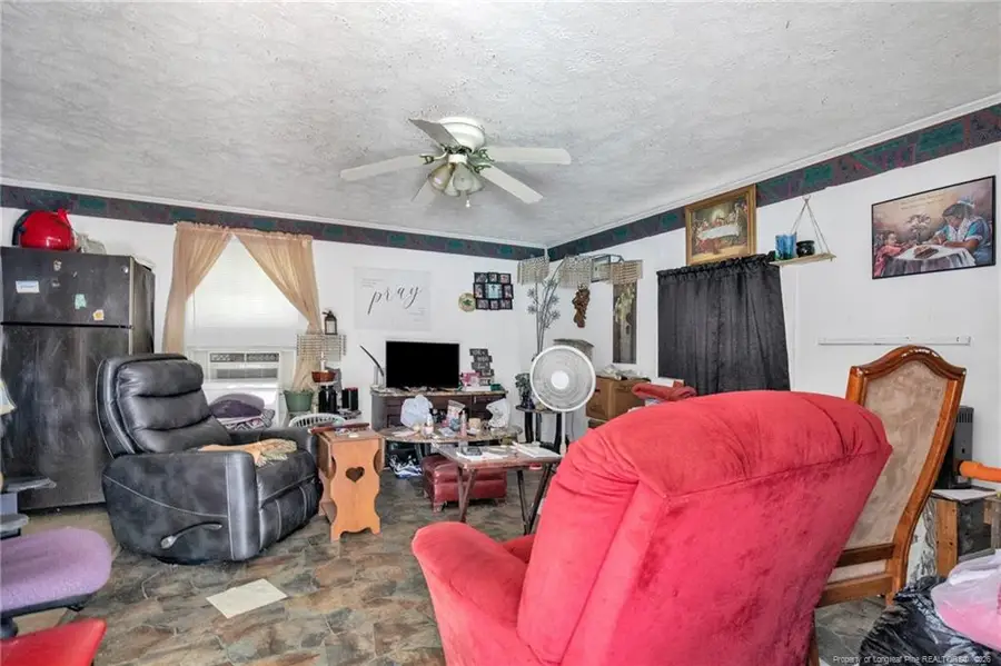 318 N Elm Street, Maxton, NC 28364 - #3