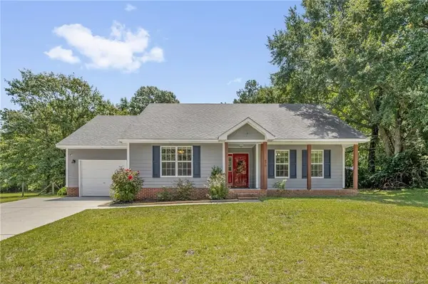 470 Northwoods Drive, Raeford, NC 28376