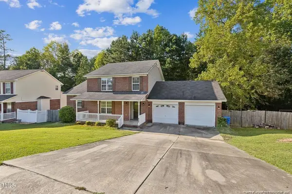 408 Chester Lake Place, Fayetteville, NC 28301