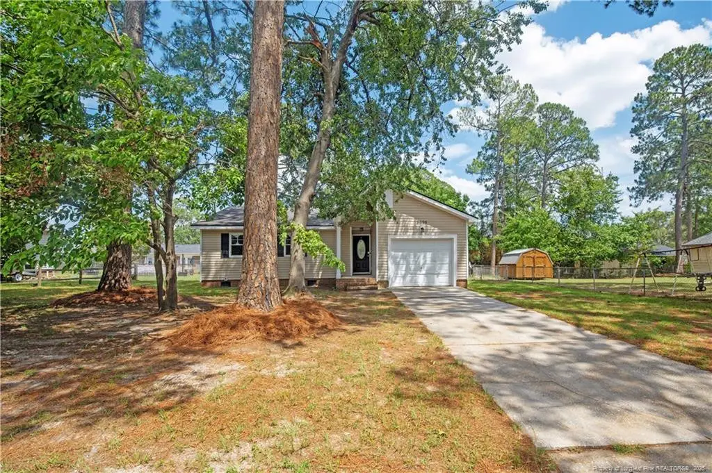 3695 Applegate Road, Hope Mills, NC 28348 - #1