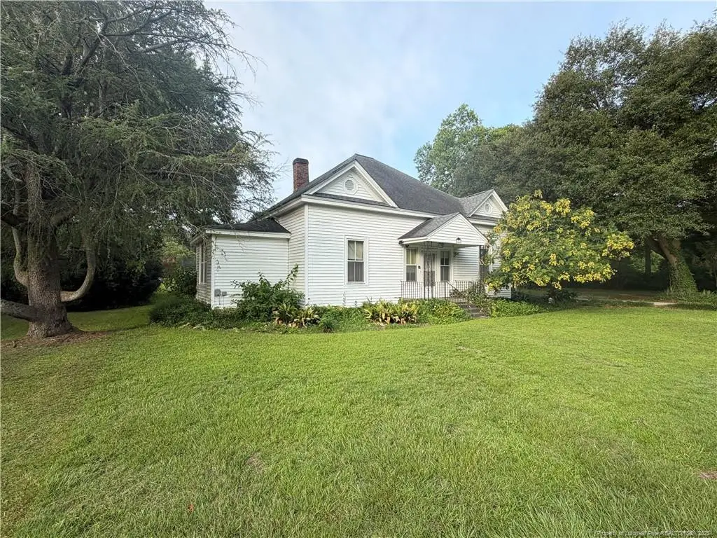 223 West Third Avenue, Red Springs, NC 28377 - #1
