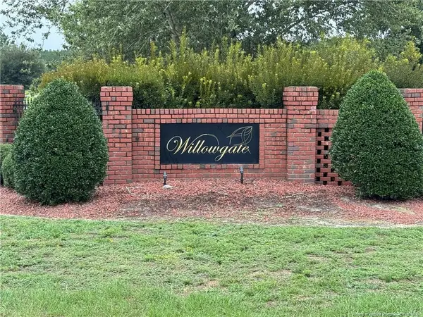 4153 Willowgate Drive, Eastover, NC 28312