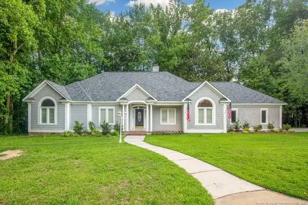 305 Dunleith Place, Fayetteville, NC 28311
