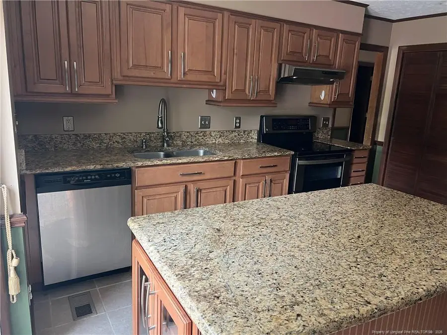 603 Hemphill Circle, Fayetteville, NC 28303 - #2