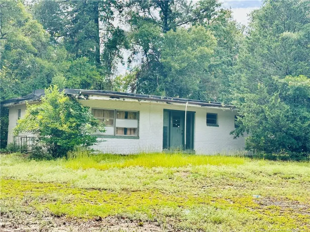 1130 W New Hampshire Avenue, Southern Pines, NC 28387 - #1