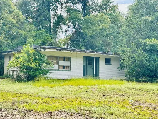 1130 W New Hampshire Avenue, Southern Pines, NC 28387
