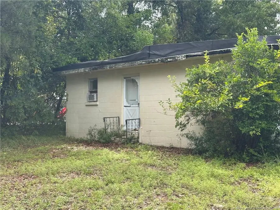 1130 W New Hampshire Avenue, Southern Pines, NC 28387 - #3
