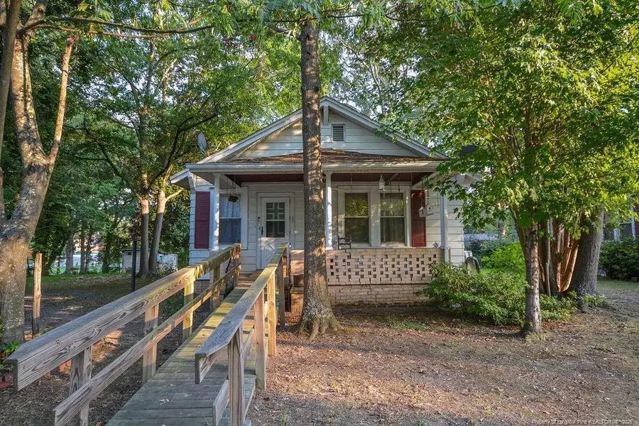 220 North Avenue, Sanford, NC 27330 - #3