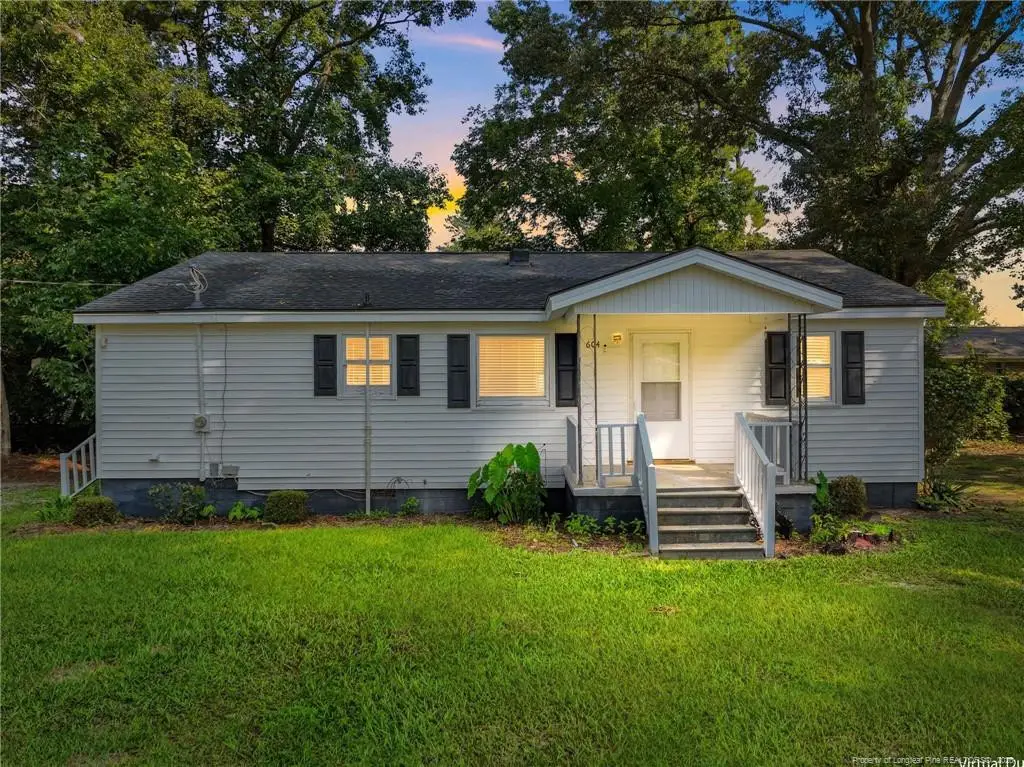 604 Calhoun Street, Clinton, NC 28328 - #1