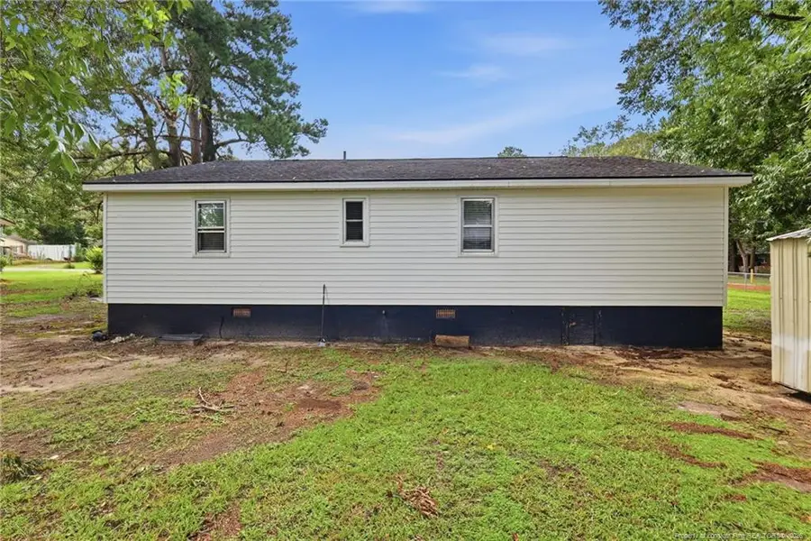 604 Calhoun Street, Clinton, NC 28328 - #2