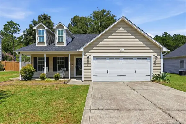 518 Hammond Farms Road, Hope Mills, NC 28348