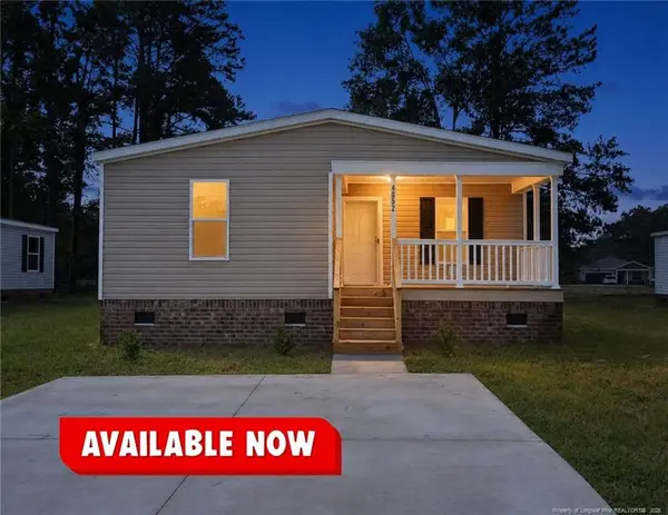 4052 Lodge Drive, Wade, NC 28395