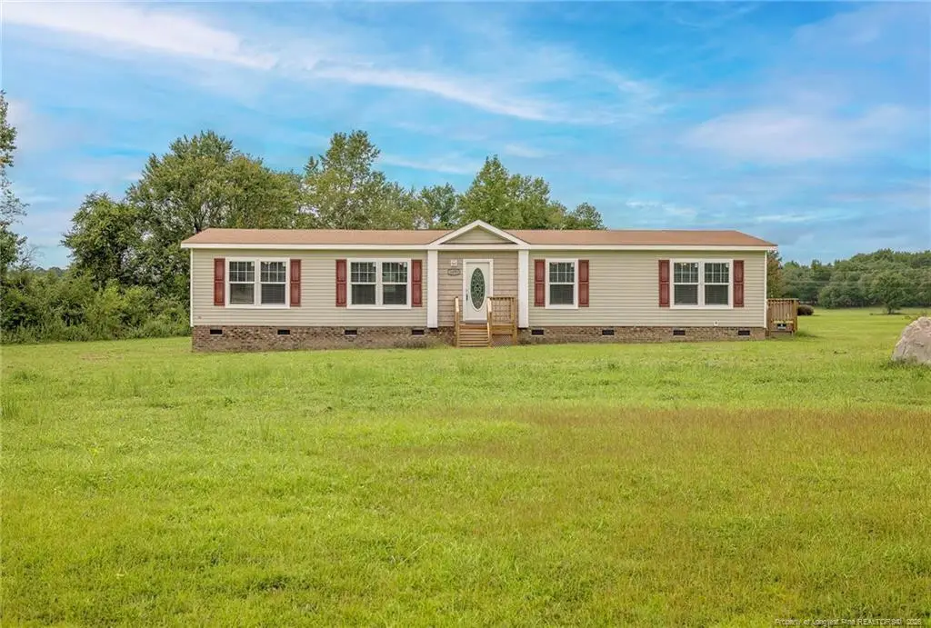 1039 Edgewater Drive, Raeford, NC 28376 - #1