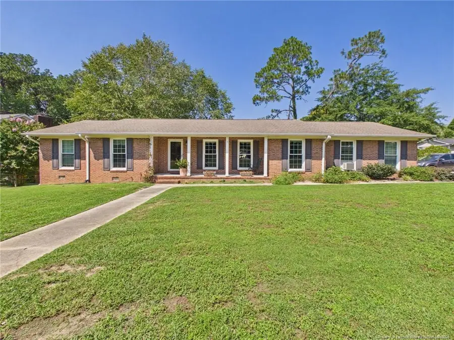3602 Lakeshore Drive, Hope Mills, NC 28348 - #3