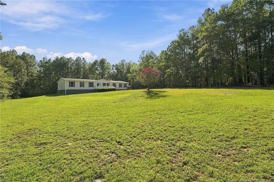 201 Castle Creek Drive, Raeford, NC 28376 - #3