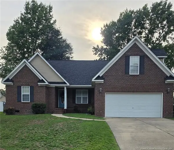 4242 Pete Warner Court, Hope Mills, NC 28348