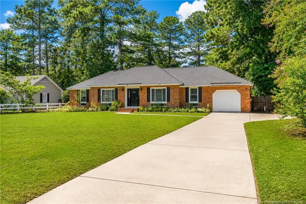 1060 Strickland Bridge Road, Fayetteville, NC 28304 - #1